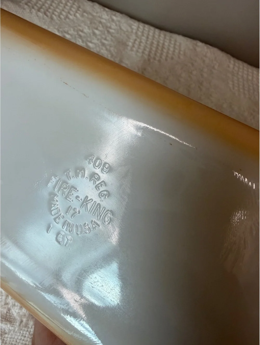 Fire King Peach Lustre 409 1 quart loaf pan/baking dish